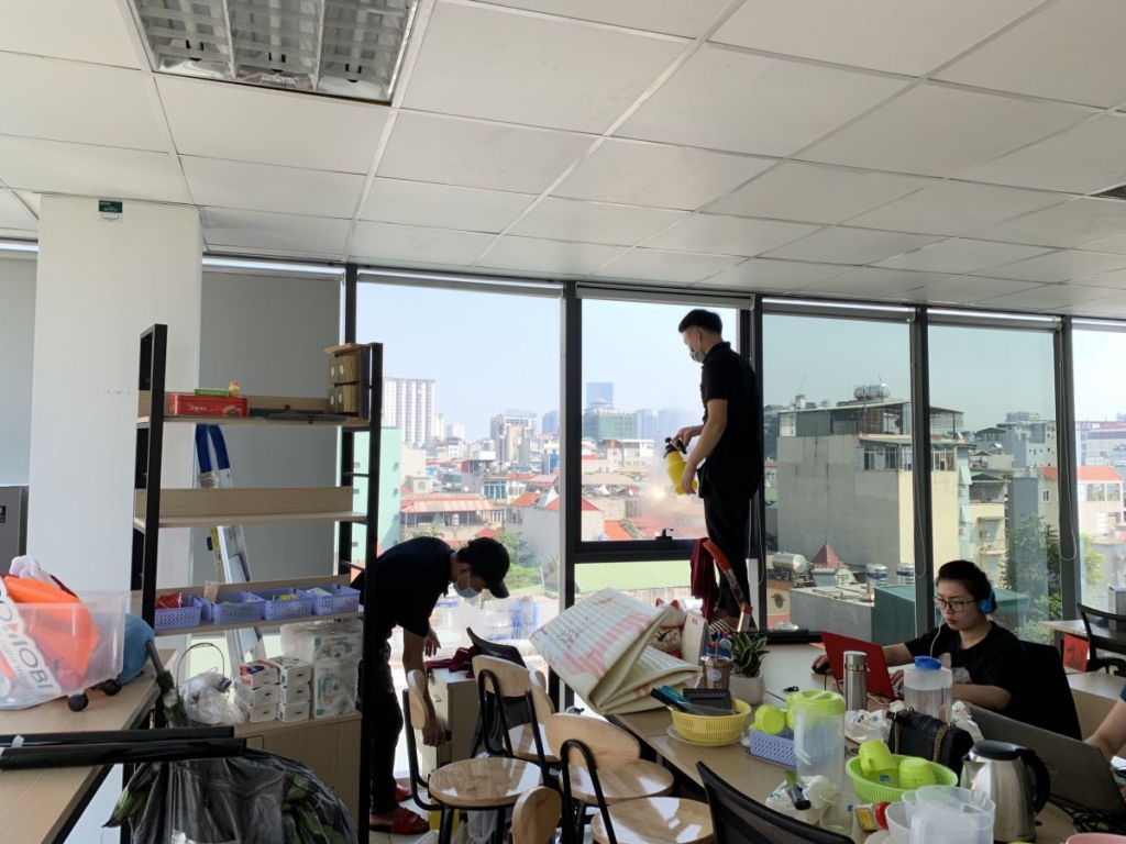 Chống nắng nóng cho văn phòng