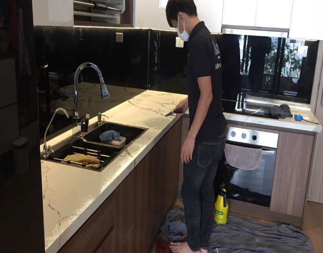 phim dán mặt kệ bếp