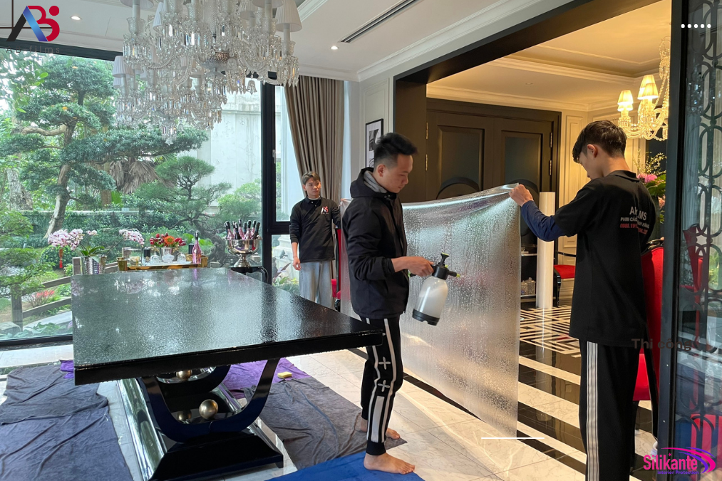 dán phim bảo vệ mặt bàn Vinhomes Riverside, Long Biên