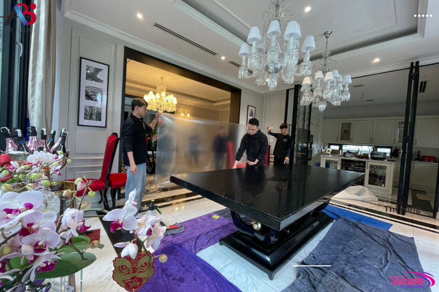 dán phim bảo vệ mặt bàn Vinhomes Riverside, Long Biên