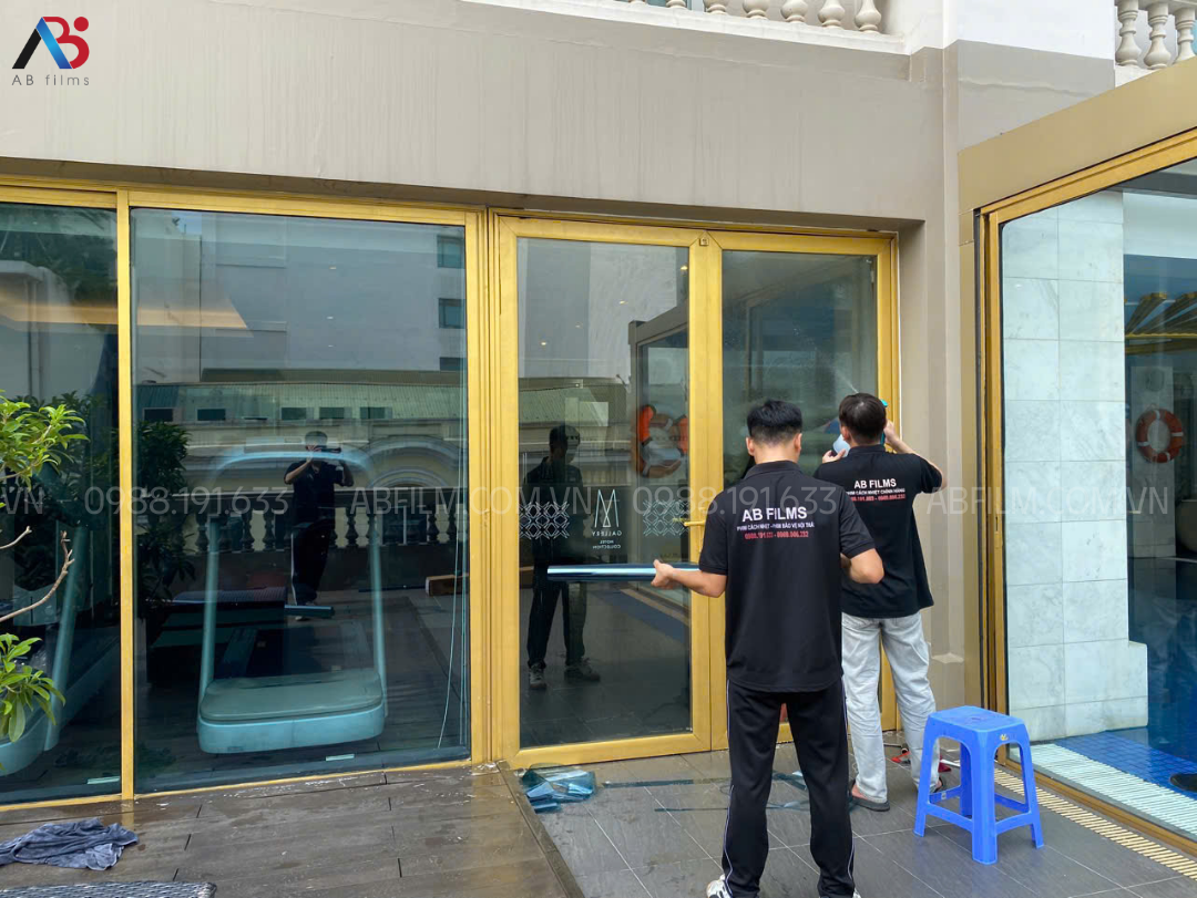 dán phim cách nhiệt cho nhà kính